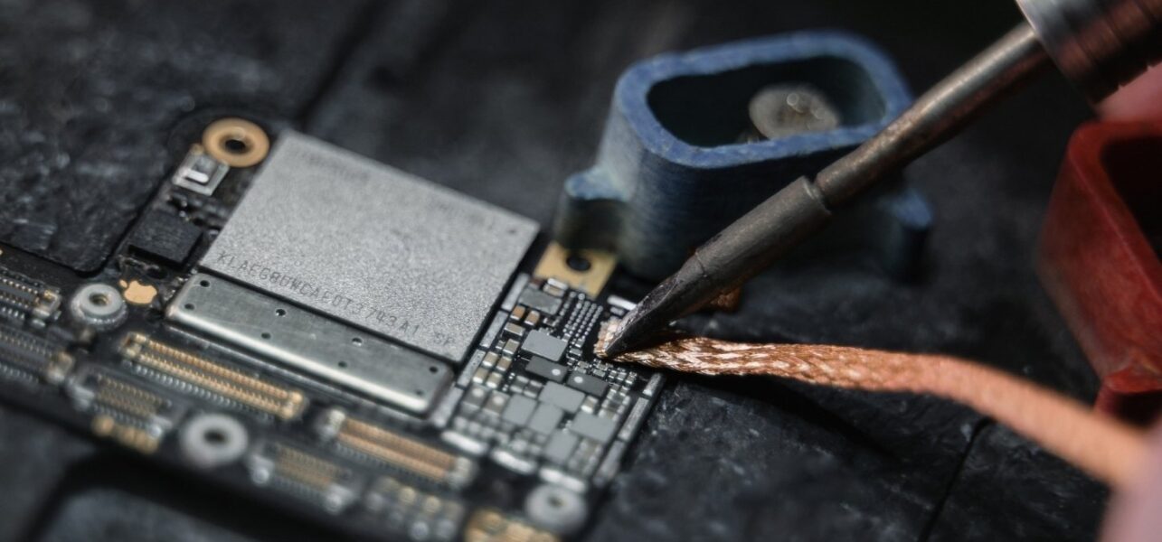Electronics and high-tech